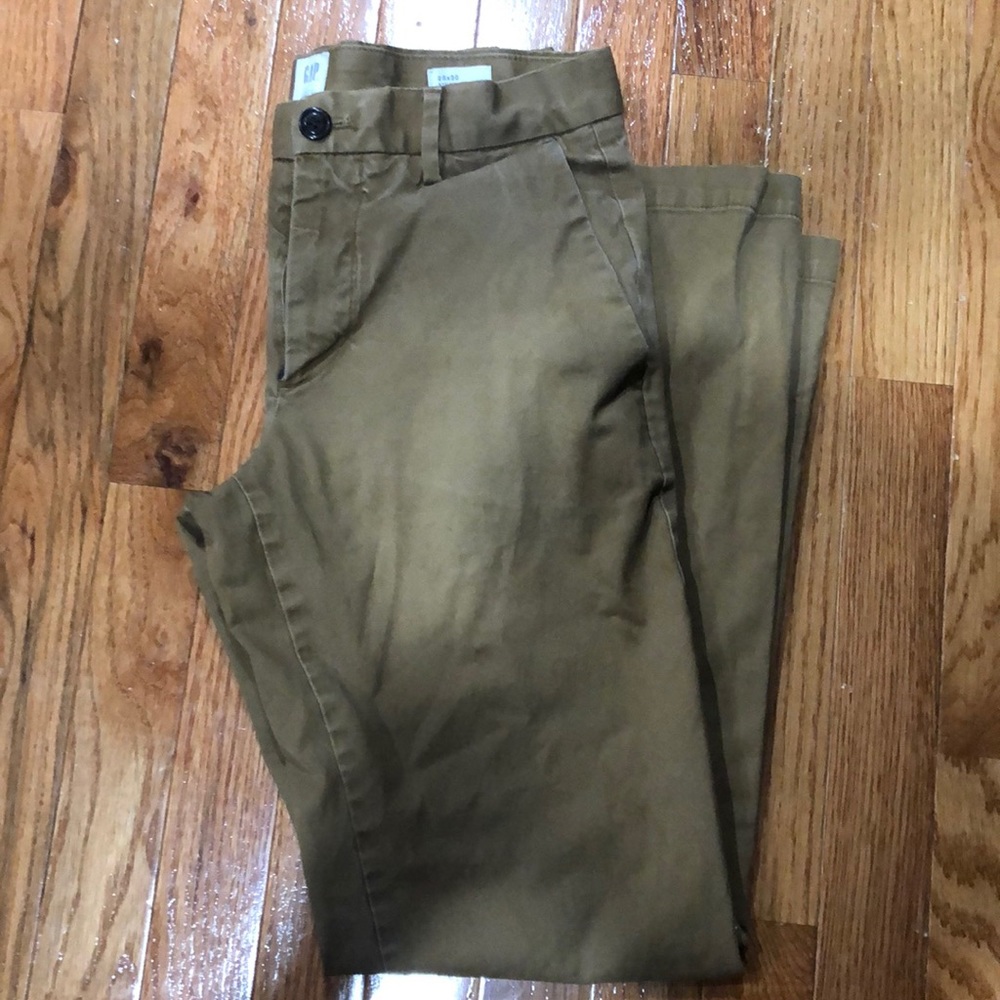 Men’s khakis